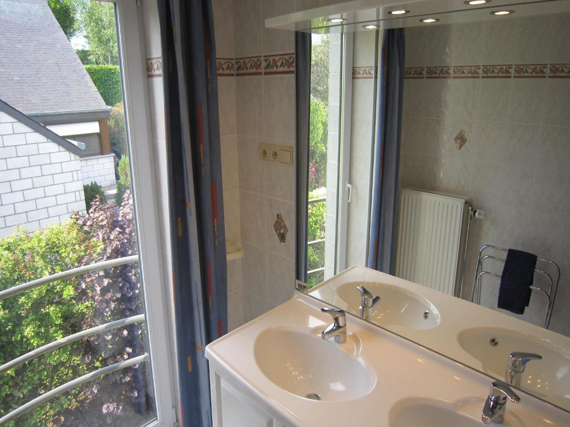 Contemporary Holiday Home In Houffalize With Private Garden Экстерьер фото